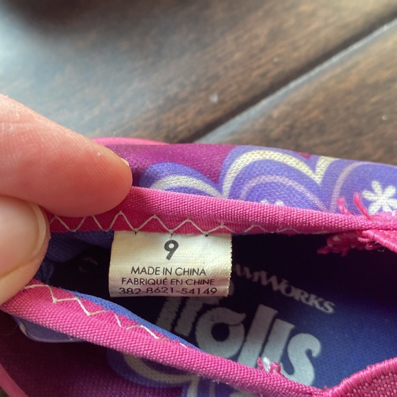 Dreamworks Trolls Water Shoes 9T - Picture 4 of 4